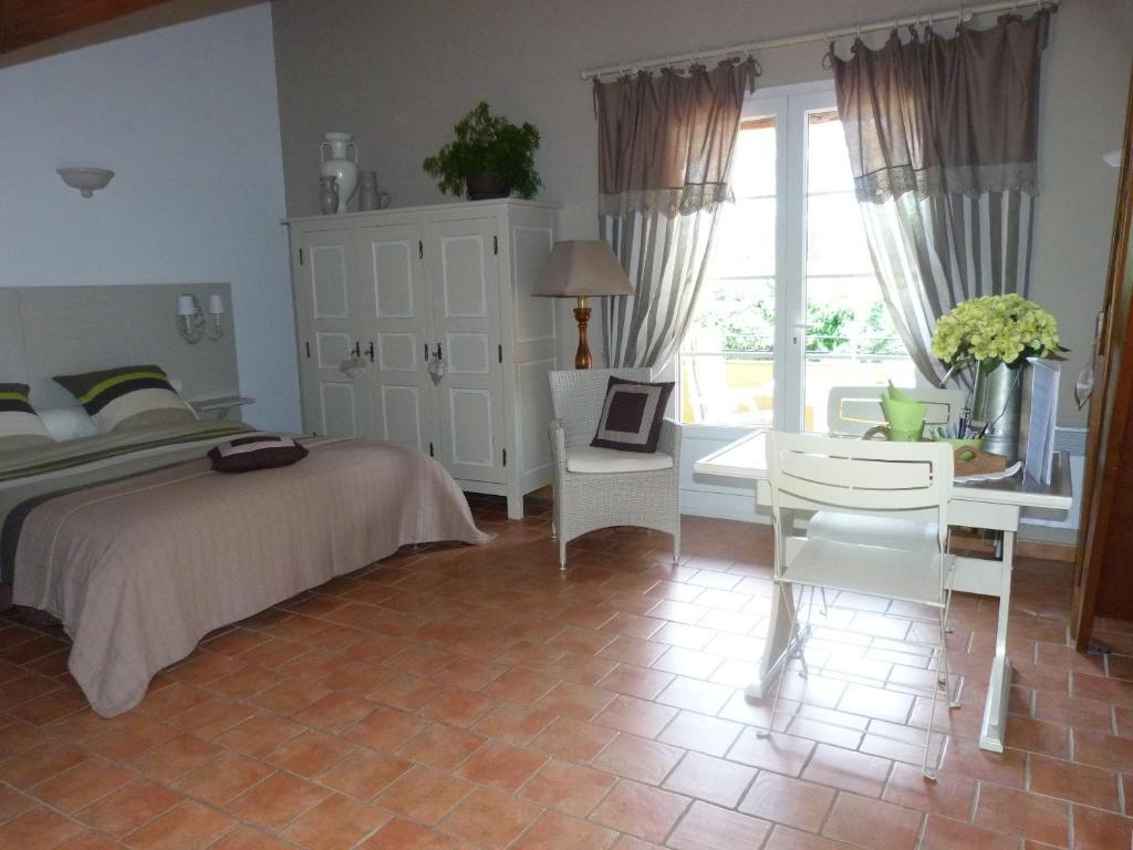 Le Mas Du Pere La Motte Quarto foto